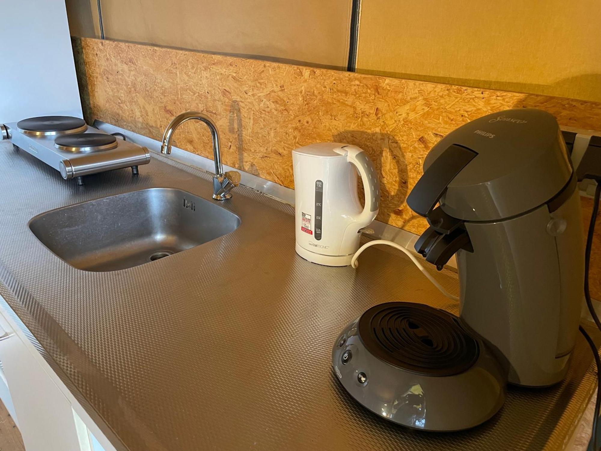Camping Engelbert フローニンゲン エクステリア 写真
